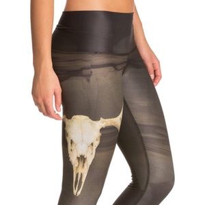 Teeki ladies tights in deer medicine